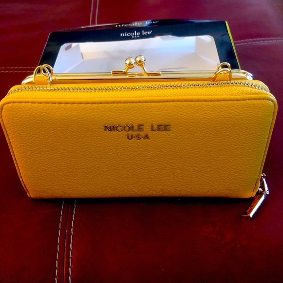 Nicole Lee Handbags - NWT‼️Nicole Lee Mustard Yellow Crossbody